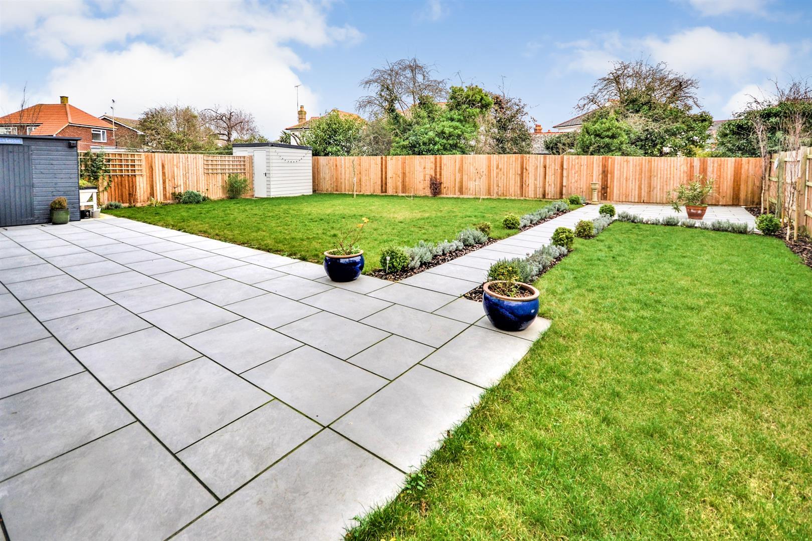 Properties for sale in Burnham On Crouch