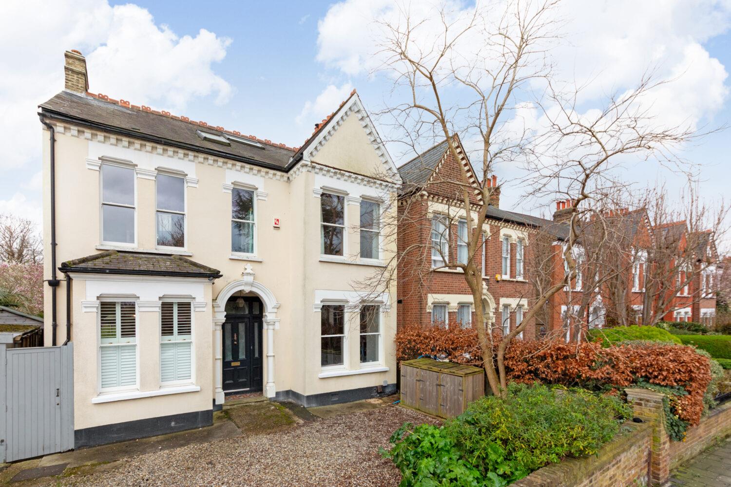 Properties for sale in Dulwich Village