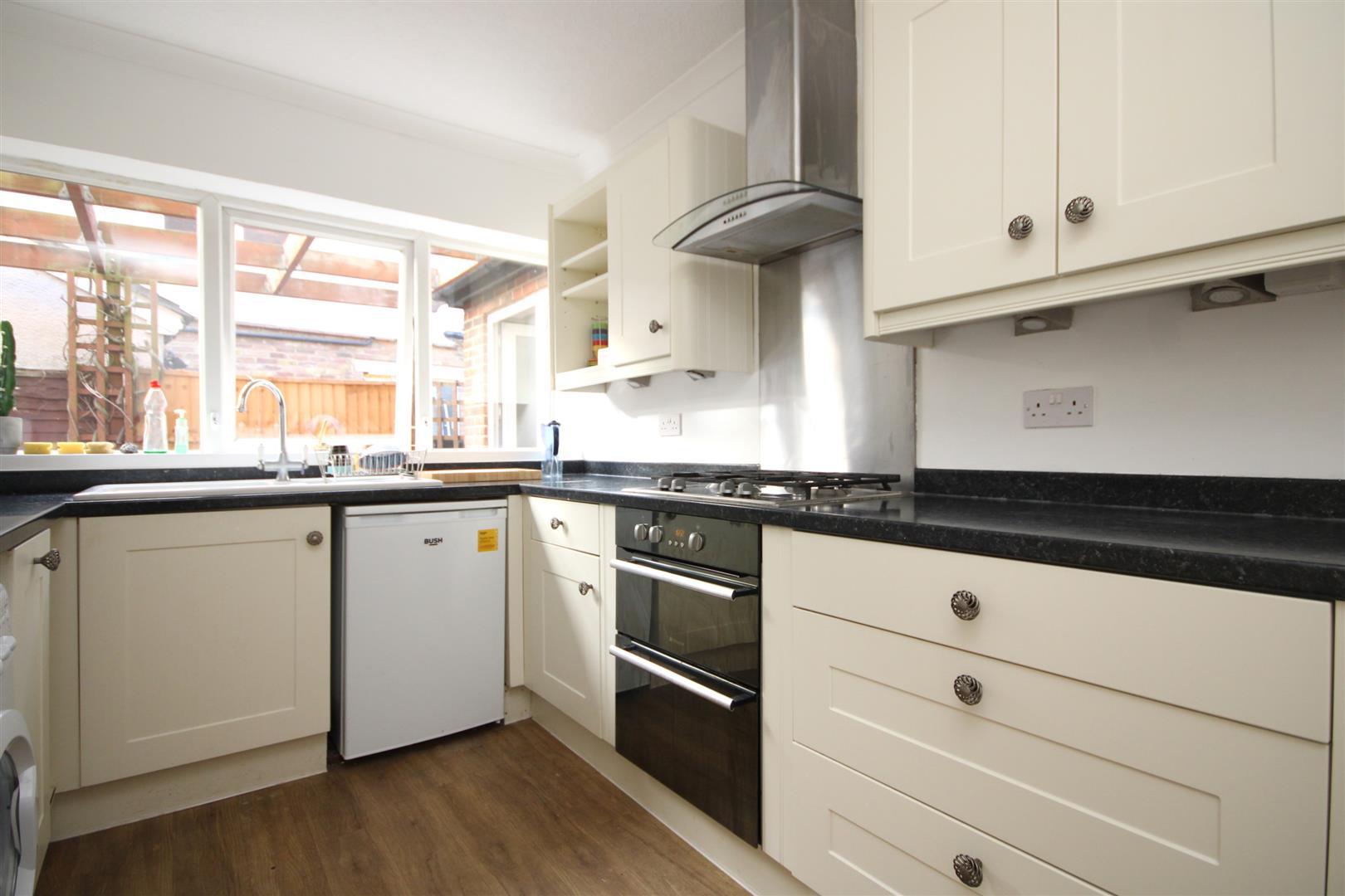 Property Imagefa42ecda-3b19-472a-8d7a-0231042e20ec