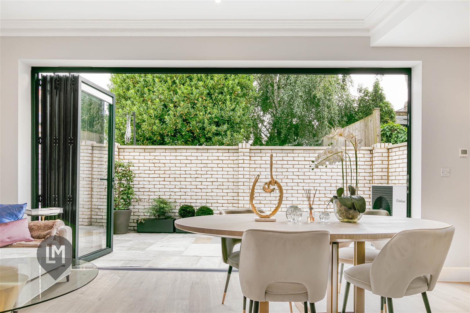 Property Imagefaeeaee8-873f-41cf-a71e-5ddfbb0567af