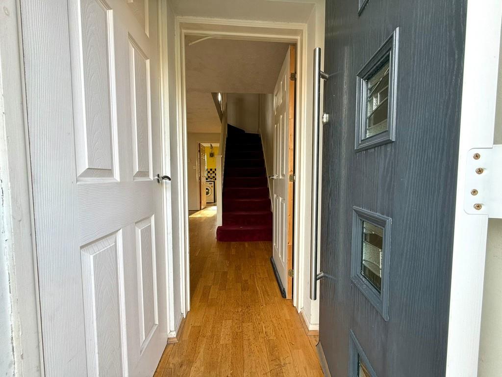 Property Imagefb1d4f94-d63a-4f11-8b54-00b83e7c6954
