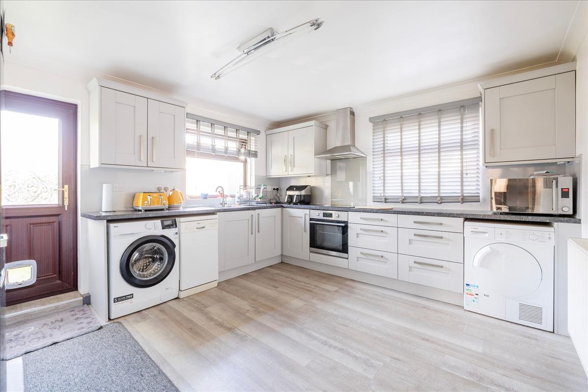 Property Imagefbdb9443-74a4-4f12-8dfa-ddd28587054f