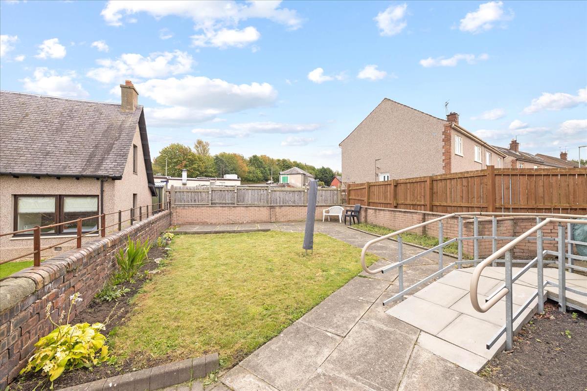 3 bedroom end of terrace house for sale in 37 Easthouses Road, Dalkeith