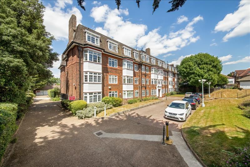 2 bedroom apartment for sale in Rutland Court, Denmark Hill, SE5 Pedder
