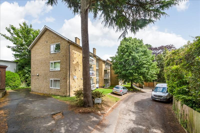 2 bedroom apartment for sale in Sydenham Avenue , Sydenham, SE26 Pedder