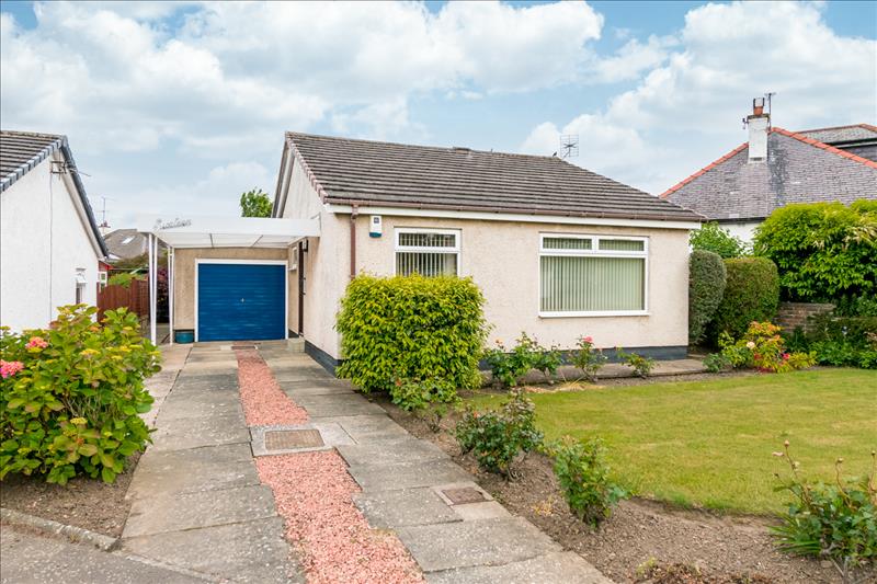 1 bedroom detached bungalow for sale in 16 Dundas Crescent, Eskbank