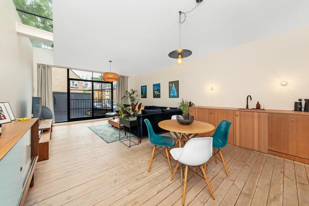 2 bedroom apartment for sale in Westbourne Drive, Forest Hill, SE23