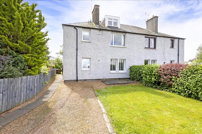4 bedroom flat for sale in 28 Wallace Crescent, Roslin, EH25 Avenue