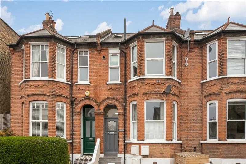 2 bedroom apartment for sale in Thurlestone Road, West Norwood, SE27 Pedder