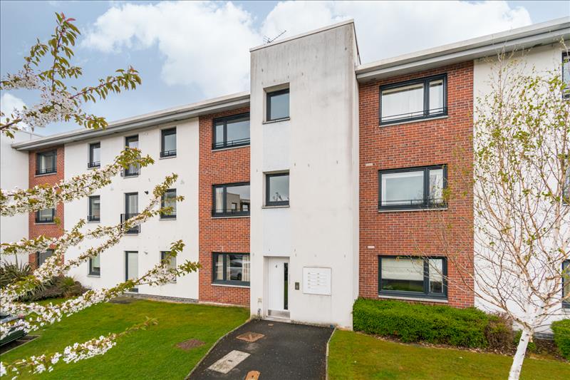 1 bedroom flat for sale in Flat 8, 4 New Mart Gardens, Edinburgh, EH14