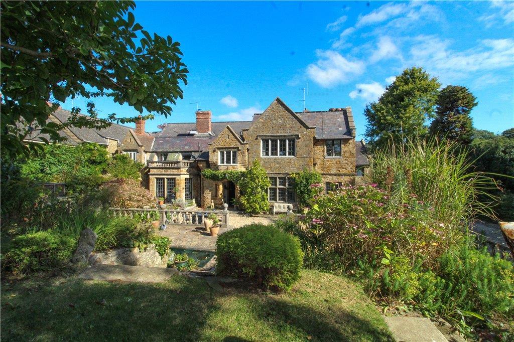 8 bedroom semidetached house for sale in Chideock, Bridport, DT6