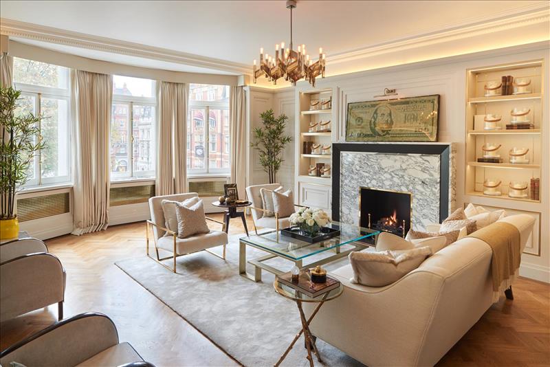 3 bedroom apartment for sale in Sloane Square, London, SW1W