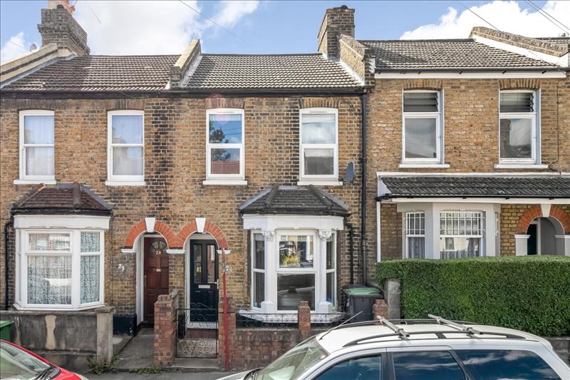 2 bedroom house for sale in Larkbere Road, Sydenham, SE26 Pedder