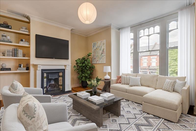 2 bedroom flat for sale in Lavenham Road, London, SW18 Loney Miller