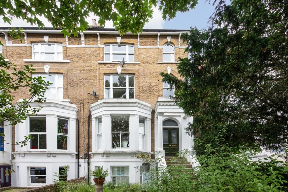 1 bedroom apartment for sale in Rosendale Road, Dulwich, SE21 Pedder