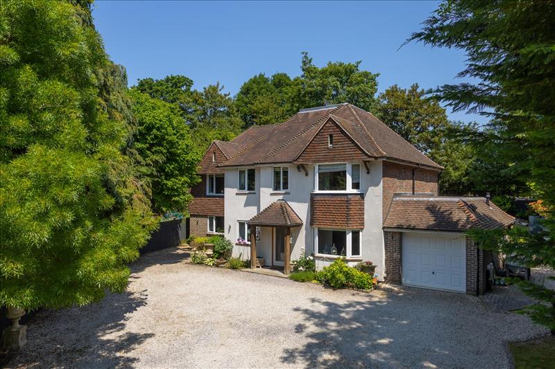 4 bedroom detached house for sale in School Road, Windlesham, GU20