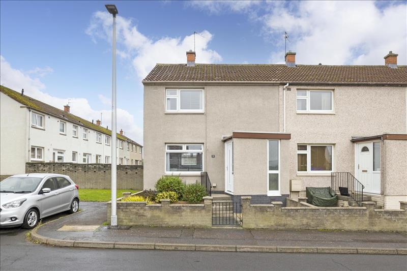 2 bedroom end of terrace house for sale in 32 Dalhousie Gardens ...