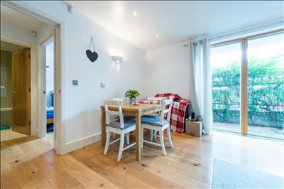 Dining Area Trinity Crescent
