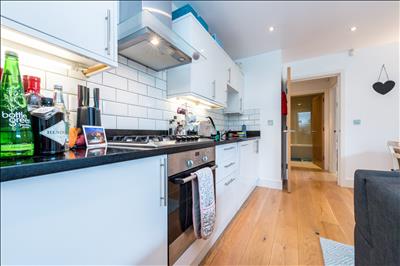Kitchen Trinity Crescent