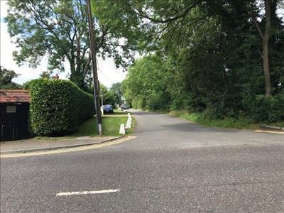 Court Farm - Tithepit Shaw Lane - Warlingham