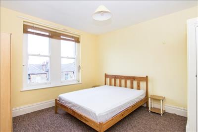 Bedroom (2).jpg