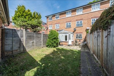 Macmillan Way 15-008-008.jpg
