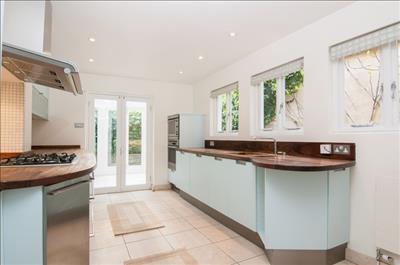 Kitchen.jpg