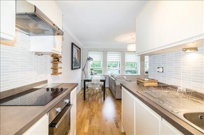 Kitchen (2).jpg