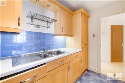 Elizabeth Court, Kitchen - Rent