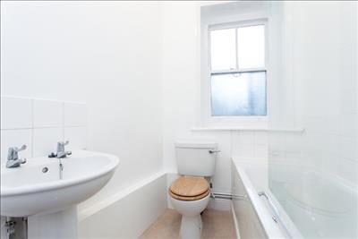 Bathroom.jpg