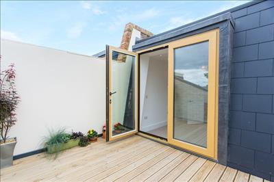Balcony (1).jpg