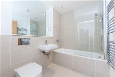 Bathroom.jpg