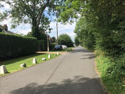 Court Farm - Tithepit Shaw Lane - Warlingham