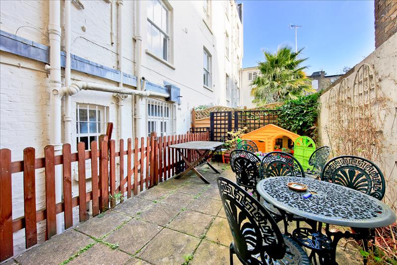 Joubert Mansions, Jubilee Place, London, SW3 3TH