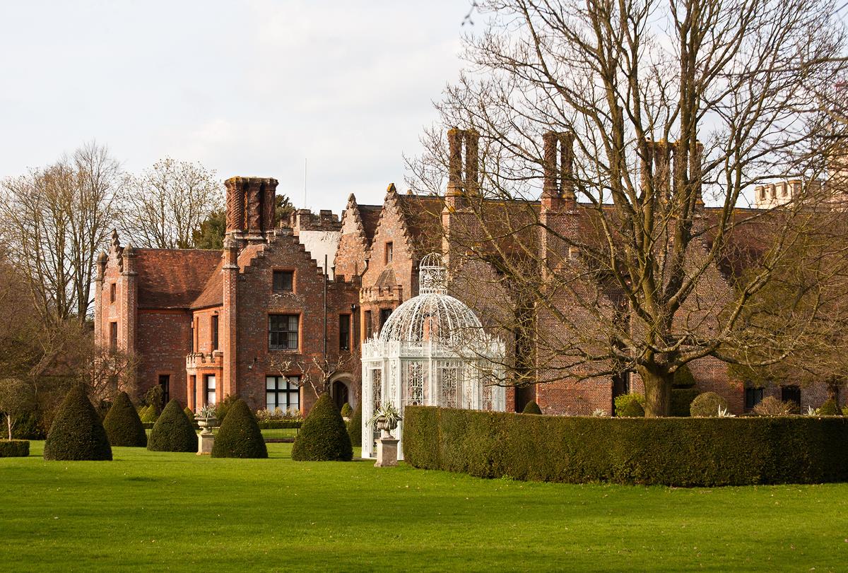 Robsons Chorleywood Area Guide