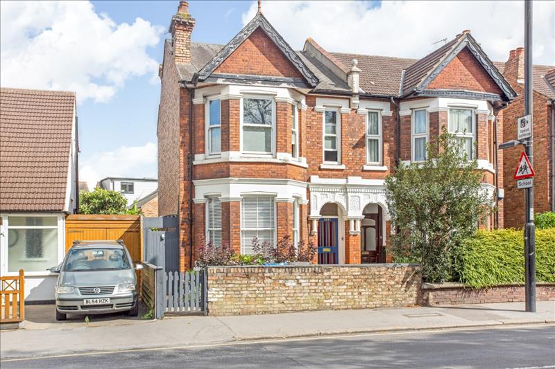 2 bedroom apartment for sale in Beulah Hill, London, SE19 Pedder