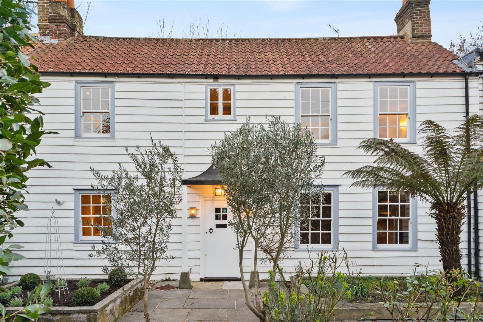 Wimbledon, Morden, Raynes Park, London, Surrey Estate Agents Ellisons