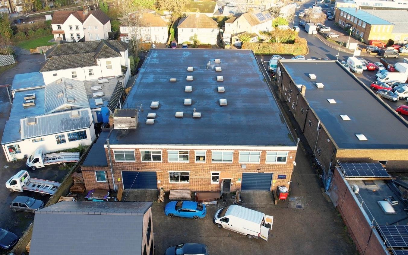 Commercial Property Warehouse Unit For Sale Redhill